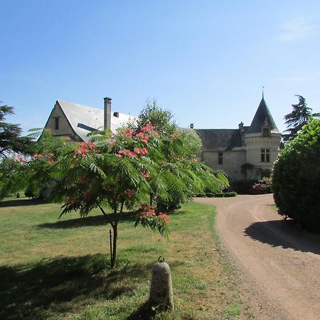 Roiffé Chateau De La Roche Martel Bed & Breakfast エクステリア 写真