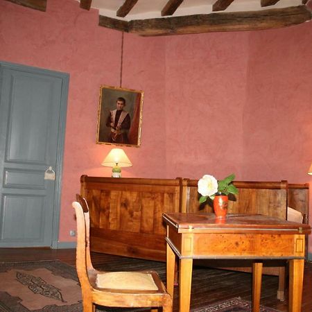 Roiffé Chateau De La Roche Martel Bed & Breakfast エクステリア 写真