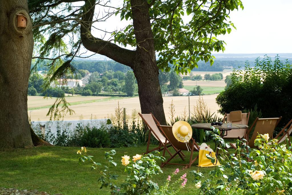 Roiffé Chateau De La Roche Martel Bed & Breakfast エクステリア 写真
