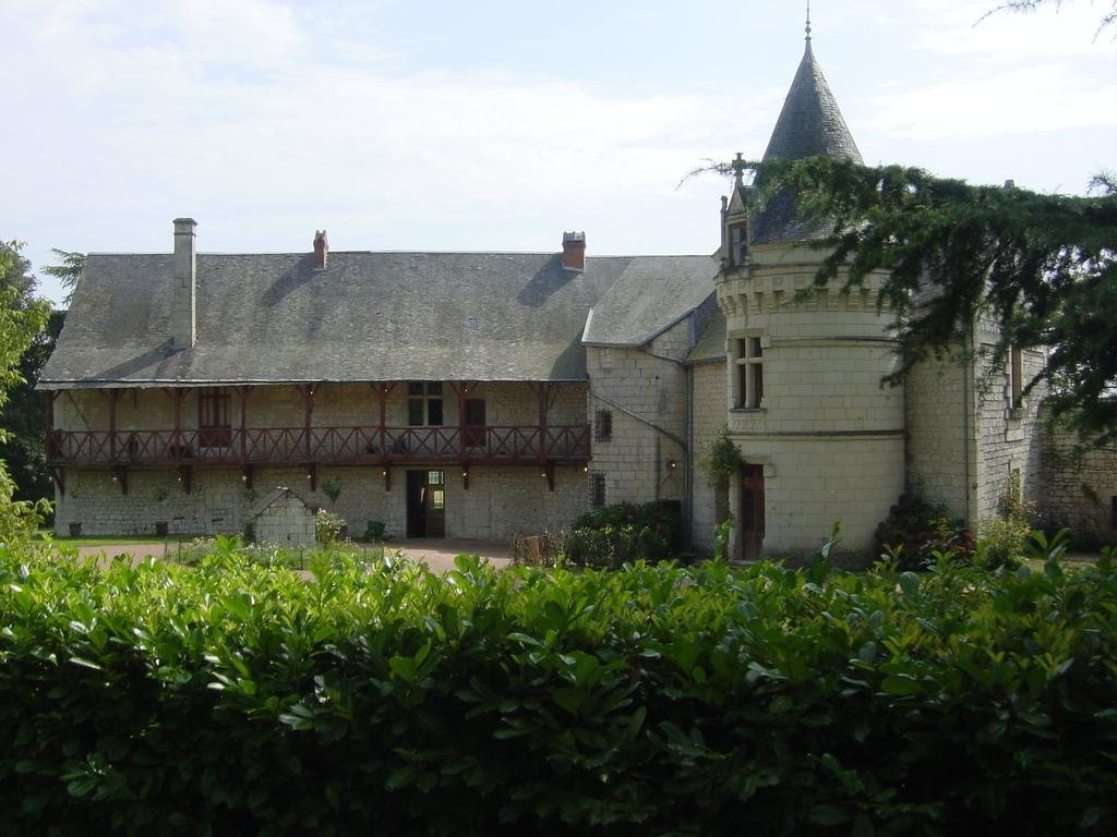 Roiffé Chateau De La Roche Martel Bed & Breakfast エクステリア 写真